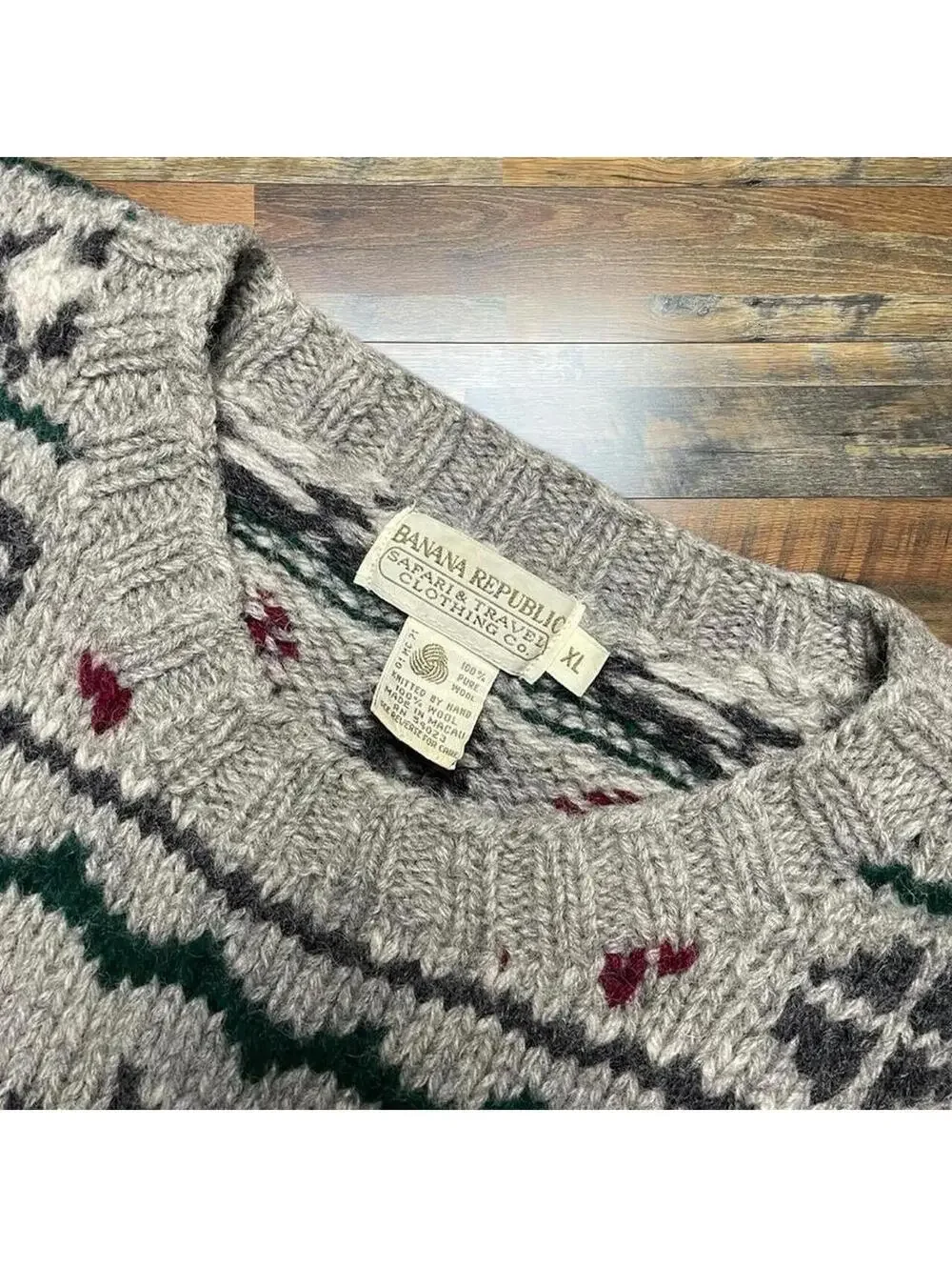 Vintage Banana Republic Snowflake Geometric Wool Knit Sweater Size XL